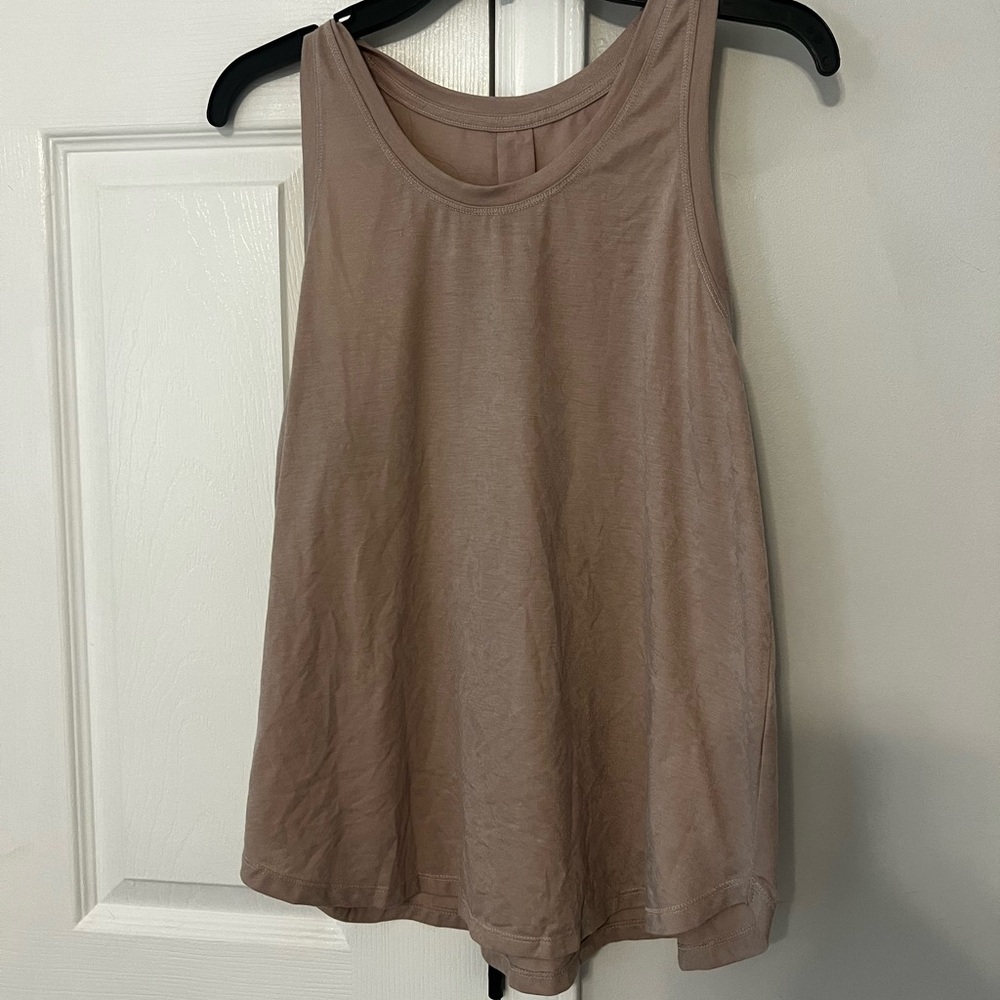 Light pink workout top